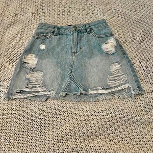 Hollister High-Rise Distressed Denim Mini Skirt – Women’s Size 0
